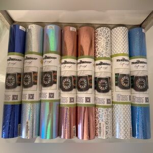 Teck Wrap Vinyl. BRAND NEW unopened rolls!
Great for crafters!
Total of 8 rolls
